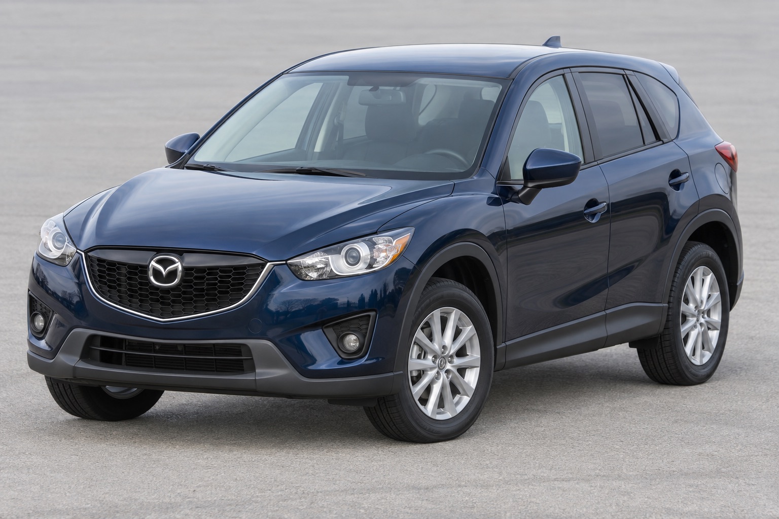 2014 Mazda CX-5 windshield replacement in Los Angeles, CA