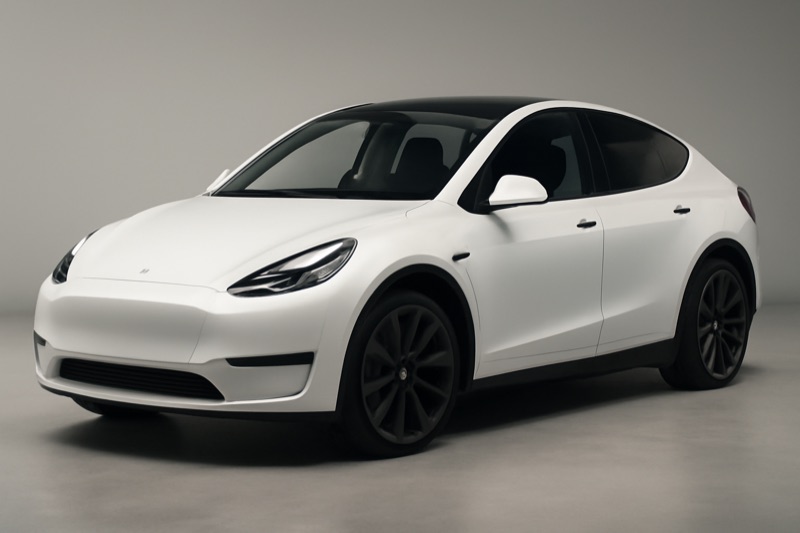 2024 Tesla Y windshield replacement in Los Angeles, CA